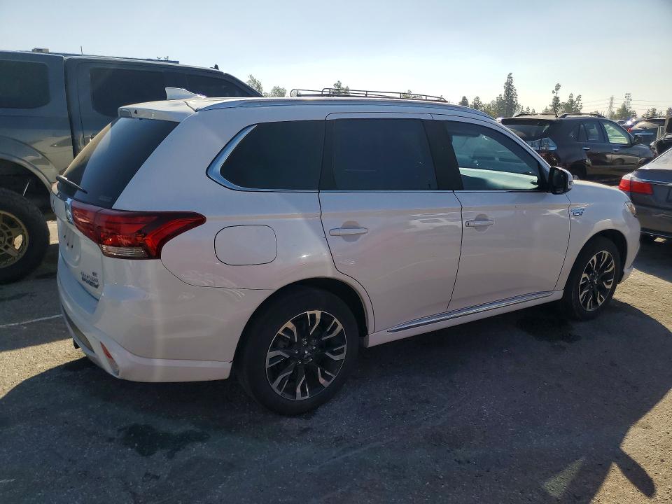 Aukcja sprzedaży 2018 Mitsubishi Outlander, vin: JA4J24A50JZ057208, numer aukcji: 42047356
