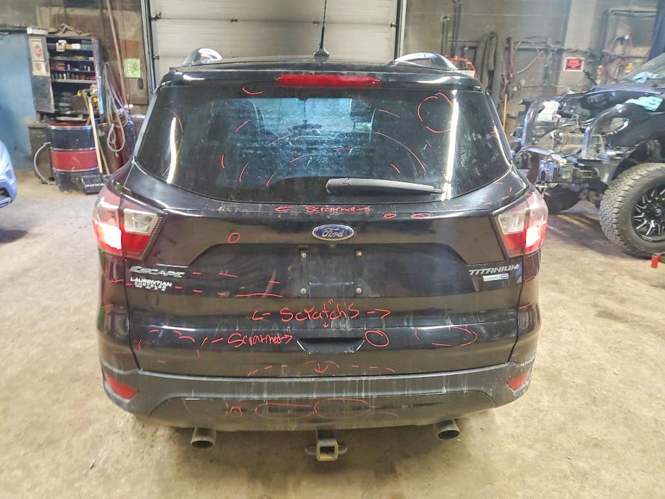 78076805 :رقم المزاد ، 1FMCU9J93JUC21021 vin ، 2018 Ford Escape مزاد بيع