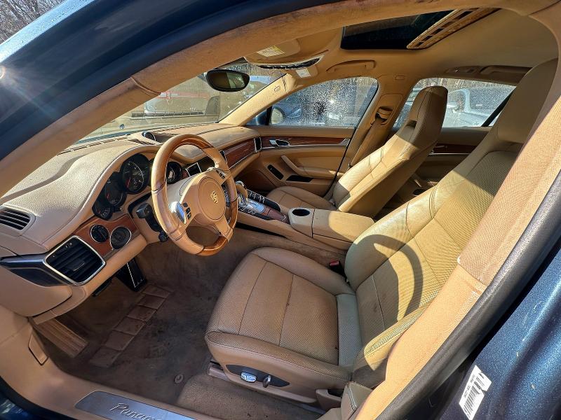 45978866 :رقم المزاد ، WP0AA2A77DL010215 vin ، 2013 Porsche Panamera مزاد بيع