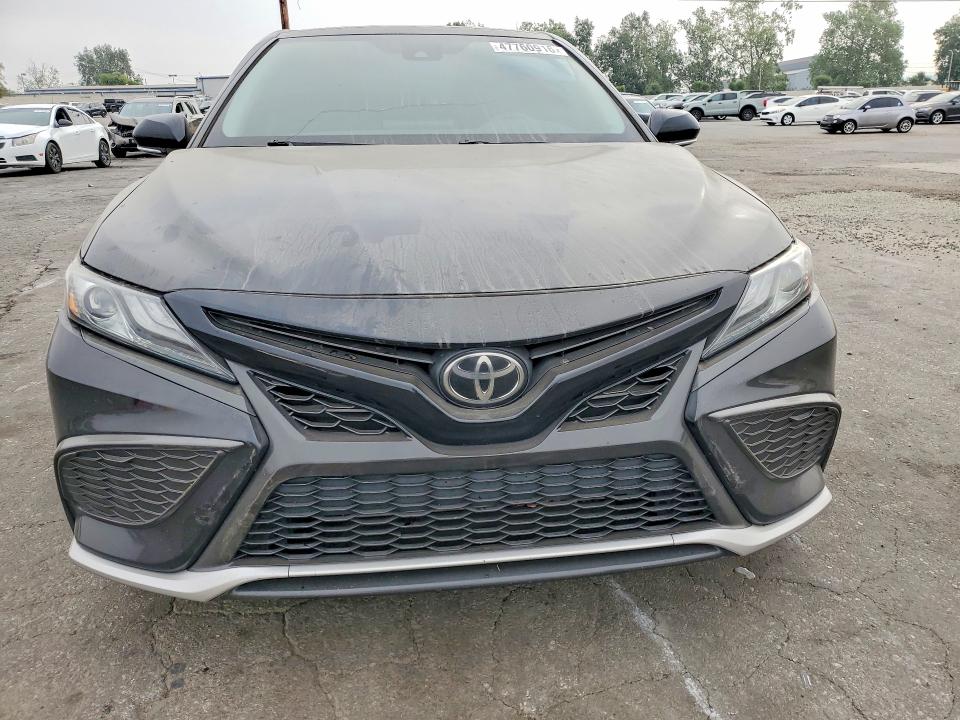 2021 Toyota Camry მანქანა იყიდება აუქციონზე, vin: 4T1K61AK3MU559663, აუქციონის ნომერი: 47760916