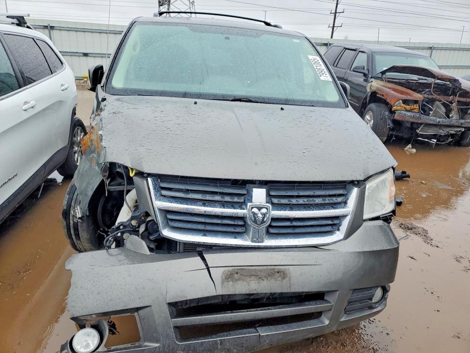 79981065 :رقم المزاد ، 2D4RN6DX4AR336425 vin ، 2010 Dodge Grand Caravan مزاد بيع