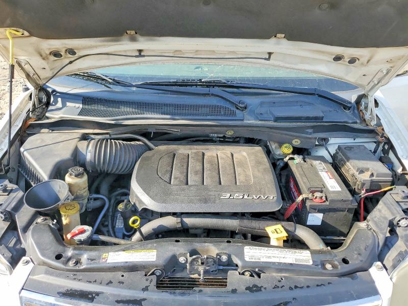 46817336 :رقم المزاد ، 2A4RR8DG3BR613333 vin ، 2011 Chrysler Town & Country مزاد بيع