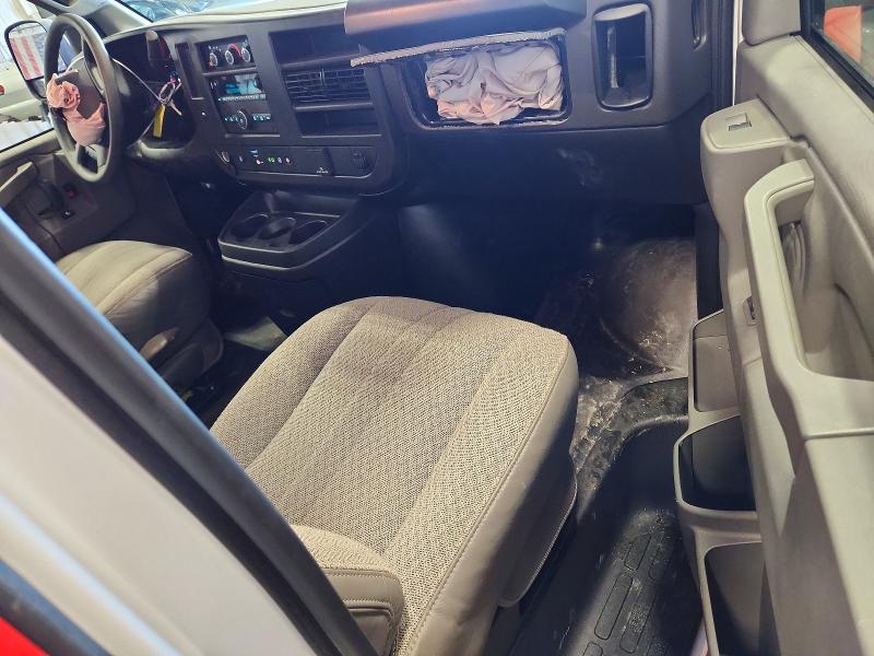 46387086 :رقم المزاد ، 1GCWGAF77S1272557 vin ، 2025 Chevrolet Express G2500 مزاد بيع