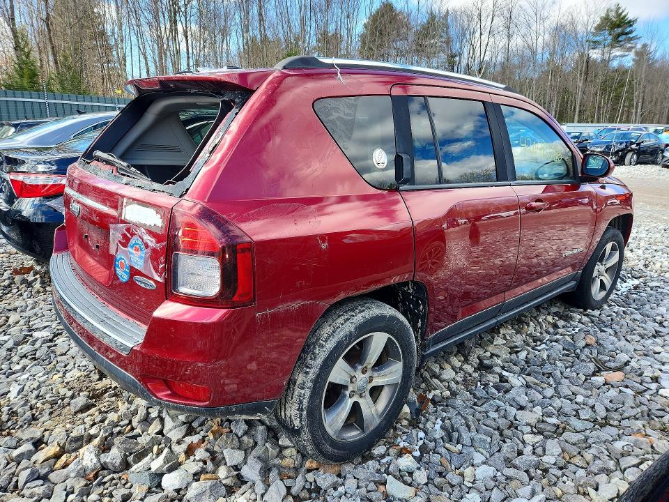 42046386 :رقم المزاد ، 1C4NJDEB2GD697355 vin ، 2016 Jeep Compass مزاد بيع