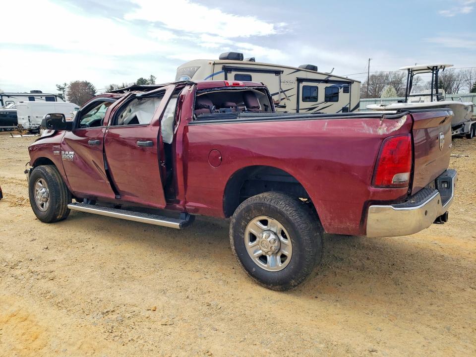 41868726 :رقم المزاد ، 3C63R3CJ1JG335202 vin ، 2018 Ram 3500 مزاد بيع