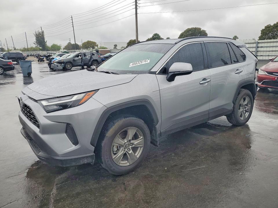 46632616 :رقم المزاد ، 2T3W1RFV8SC361085 vin ، 2025 Toyota Rav4 مزاد بيع