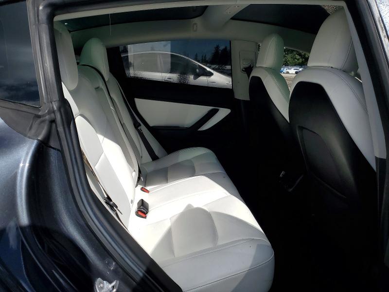 47445516 :رقم المزاد ، 5YJ3E1EB8JF074414 vin ، 2018 Tesla Model 3 مزاد بيع