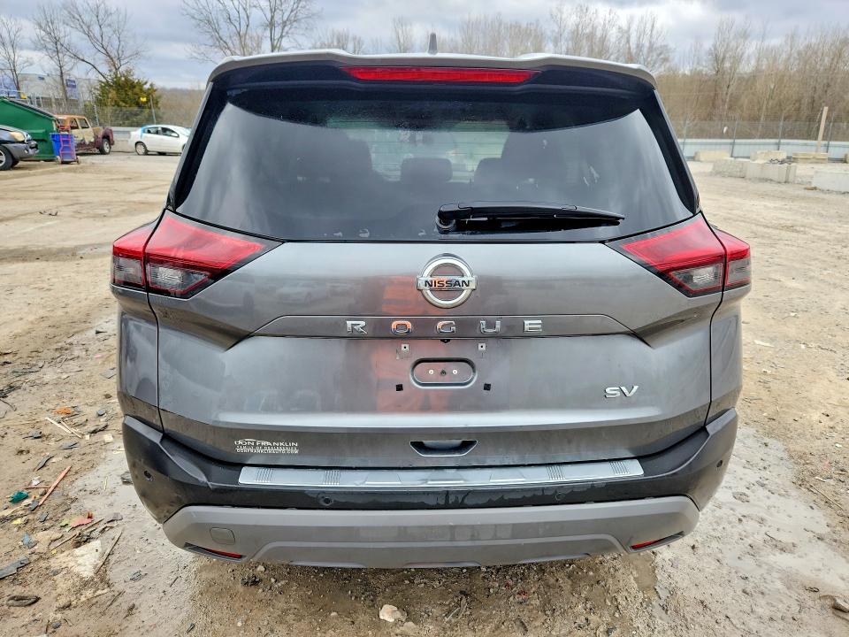 45443616 :رقم المزاد ، 5N1AT3BA1MC813446 vin ، 2021 Nissan Rogue مزاد بيع