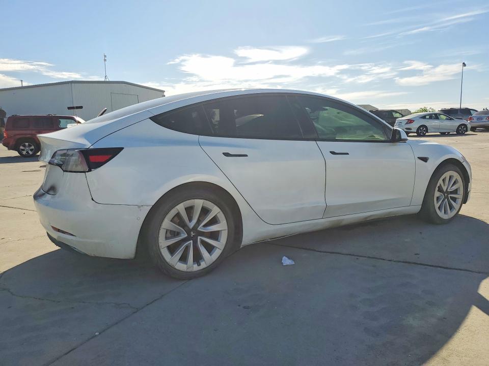 47810676 :رقم المزاد ، 5YJ3E1EA6MF078652 vin ، 2021 Tesla Model 3 مزاد بيع