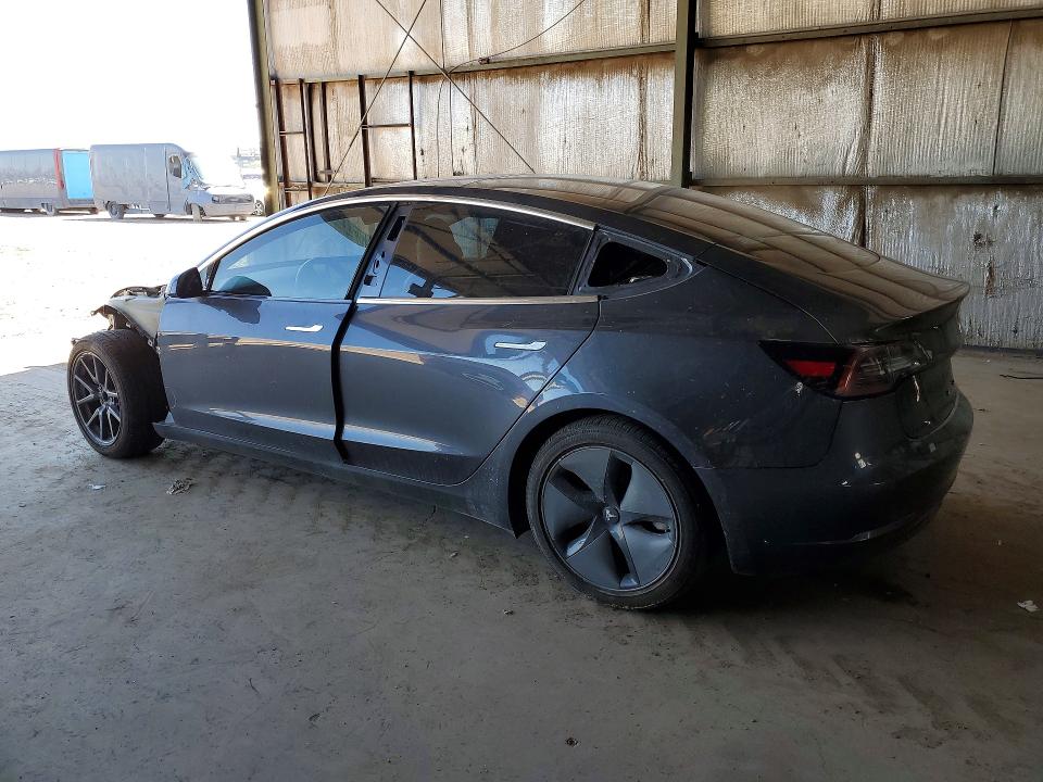 Продажа на аукционе авто 2018 Tesla Model 3, vin: 5YJ3E1EAXJF044967, номер лота: 45819656