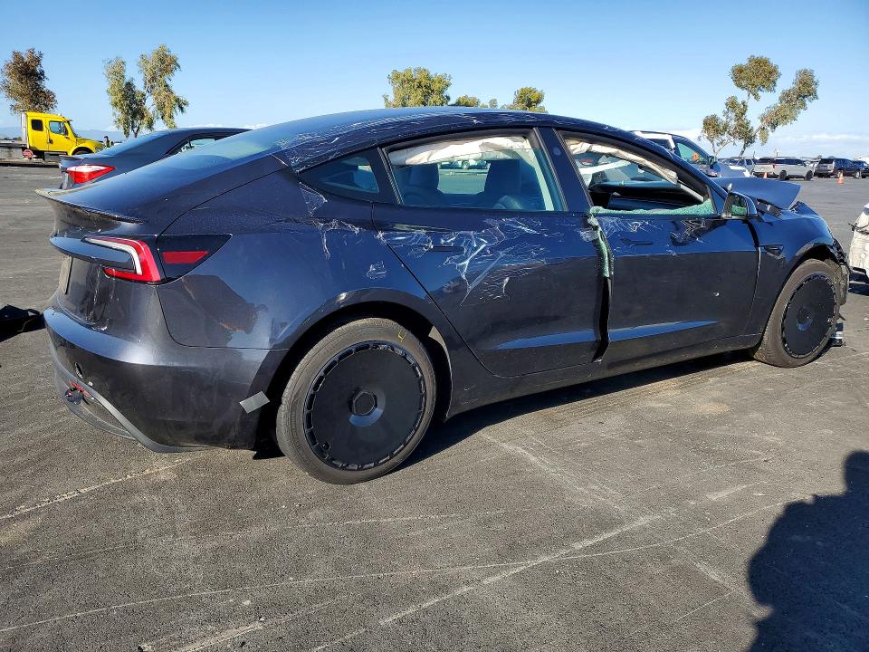 2025 Tesla Model 3 მანქანა იყიდება აუქციონზე, vin: 5YJ3E1EA1SF921055, აუქციონის ნომერი: 79769715