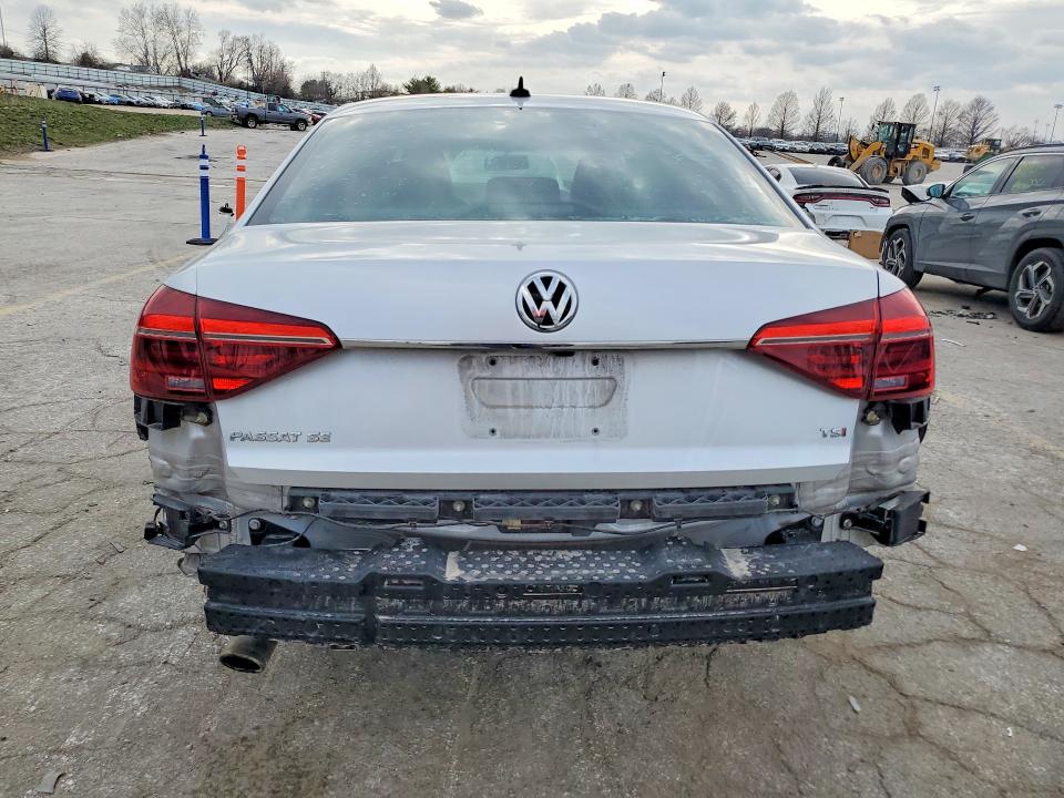 Продажа на аукционе авто 2018 Volkswagen Passat, vin: 1VWBA7A37JC031329, номер лота: 41878426