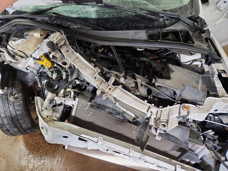 47104026 :رقم المزاد ، 1FADP3N27FL303508 vin ، 2015 Ford Focus مزاد بيع
