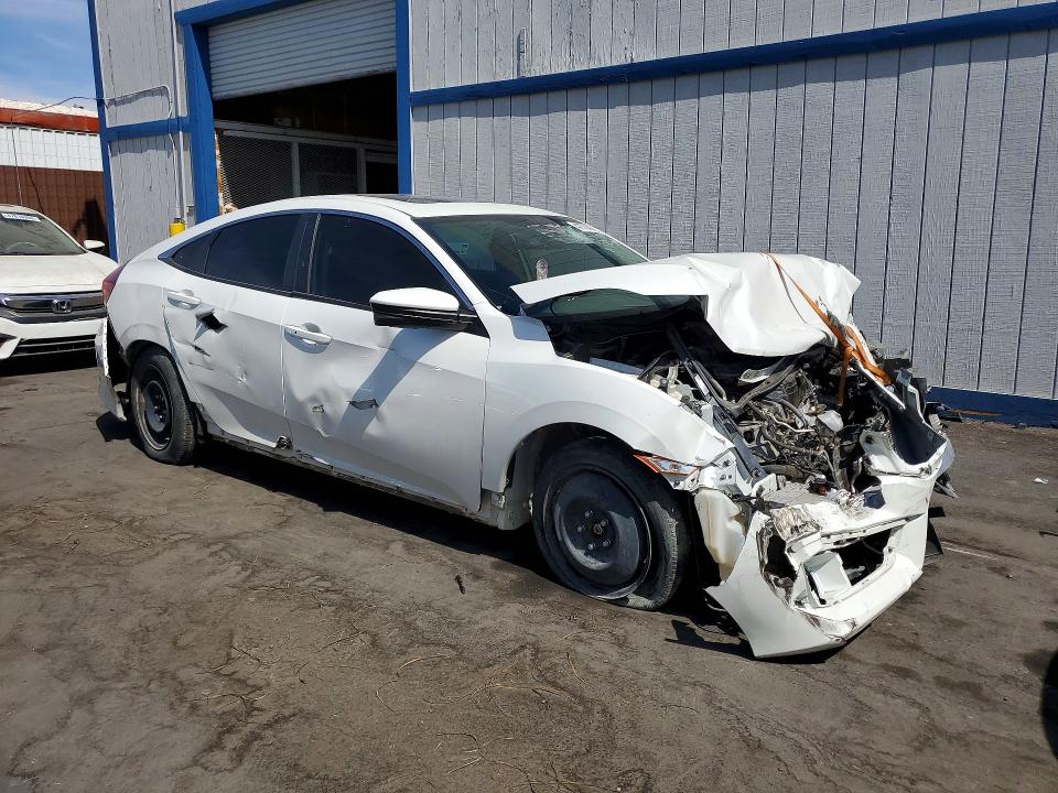 47764076 :رقم المزاد ، 19XFC2F74JE208120 vin ، 2018 Honda Civic مزاد بيع