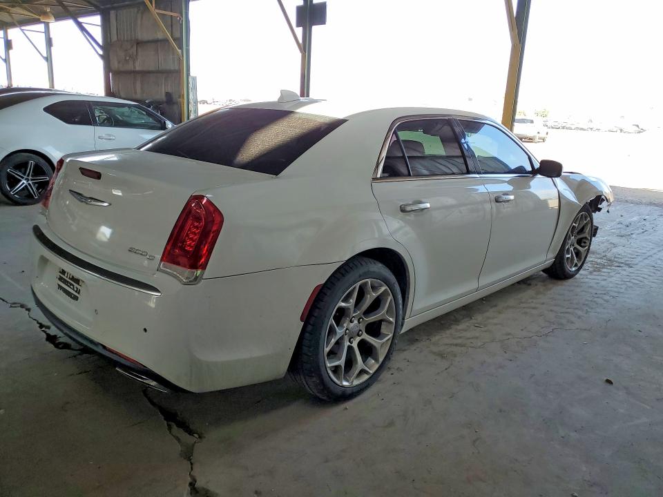 47656556 :رقم المزاد ، 2C3CCAPG2GH343609 vin ، 2016 Chrysler 300c مزاد بيع