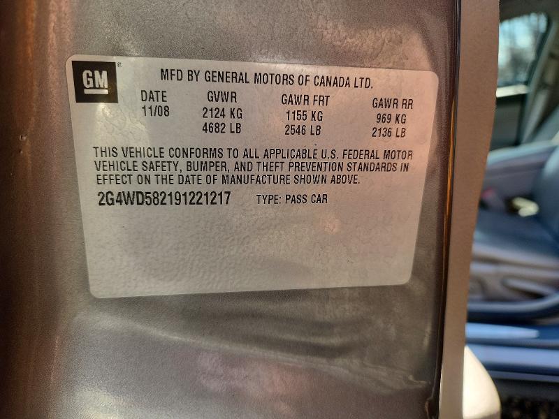 2009 Buick Lacrosse მანქანა იყიდება აუქციონზე, vin: 2G4WD582191221217, აუქციონის ნომერი: 46826856