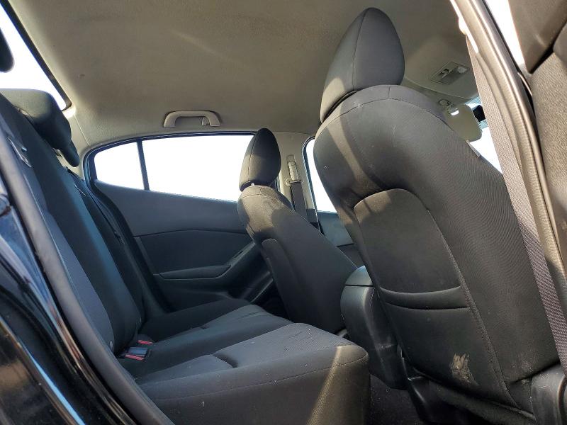 41730436 :رقم المزاد ، JM1BN1U72J1175790 vin ، 2018 Mazda 3 مزاد بيع