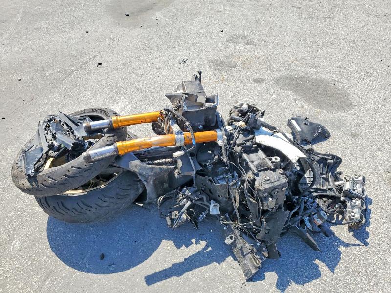 2022 Yama Yzfr1 მანქანა იყიდება აუქციონზე, vin: JYARN66E6NA002508, აუქციონის ნომერი: 45727546