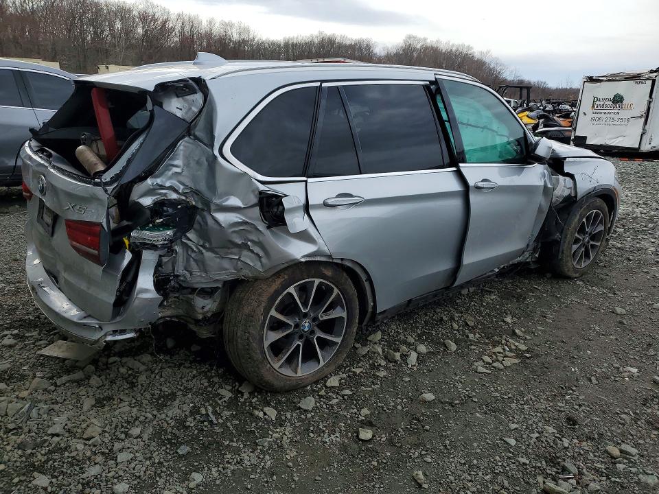 46141956 :رقم المزاد ، 5UXKR0C35H0X79314 vin ، 2017 Bmw X5 مزاد بيع