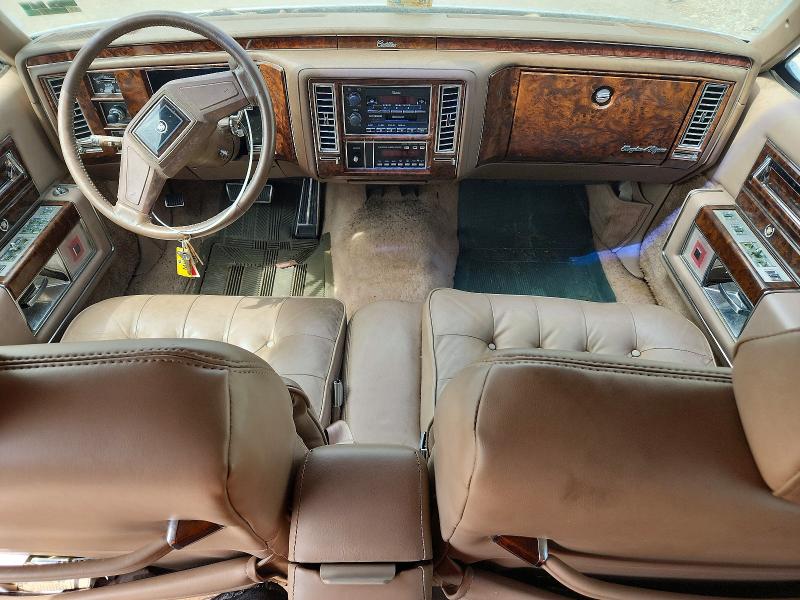 47269626 :رقم المزاد ، 1G6DW5476NR710272 vin ، 1992 Cadillac Brougham مزاد بيع