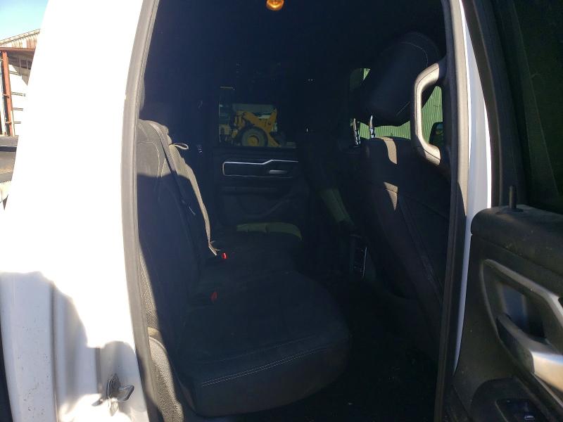 45773916 :رقم المزاد ، 1C6RREBT5KN827829 vin ، 2019 Ram 1500 مزاد بيع