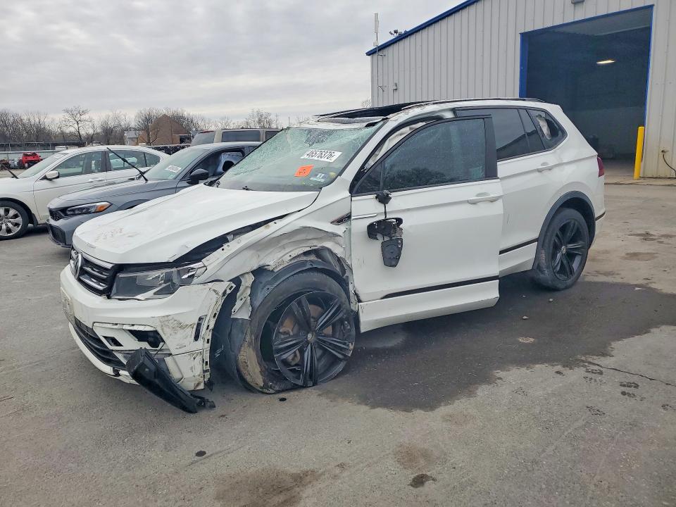 46576376 :رقم المزاد ، 3VV3B7AX3KM059637 vin ، 2019 Volkswagen Tiguan مزاد بيع