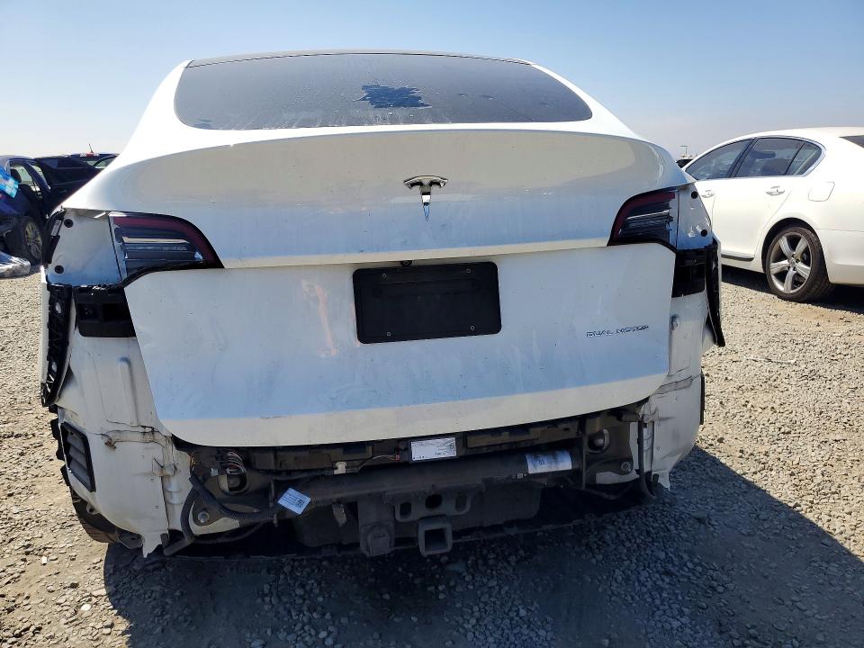 47134776 :رقم المزاد ، 5YJYGDEE2MF115555 vin ، 2021 Tesla Model Y مزاد بيع