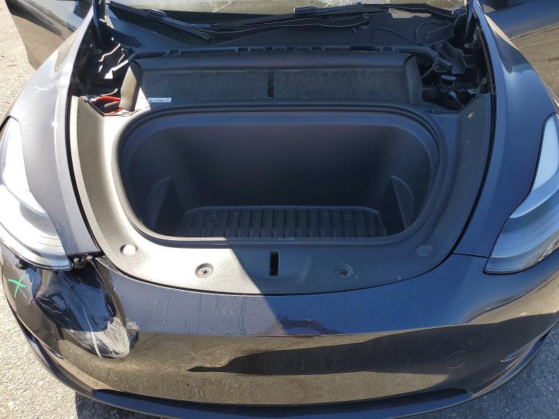 41827326 :رقم المزاد ، 7SAYGDED9RF054299 vin ، 2024 Tesla Model Y مزاد بيع