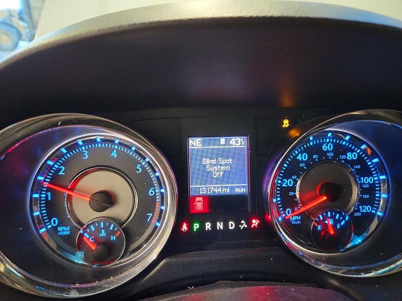 2011 Chrysler Town & Country მანქანა იყიდება აუქციონზე, vin: 2A4RR5DG9BR703228, აუქციონის ნომერი: 79431925