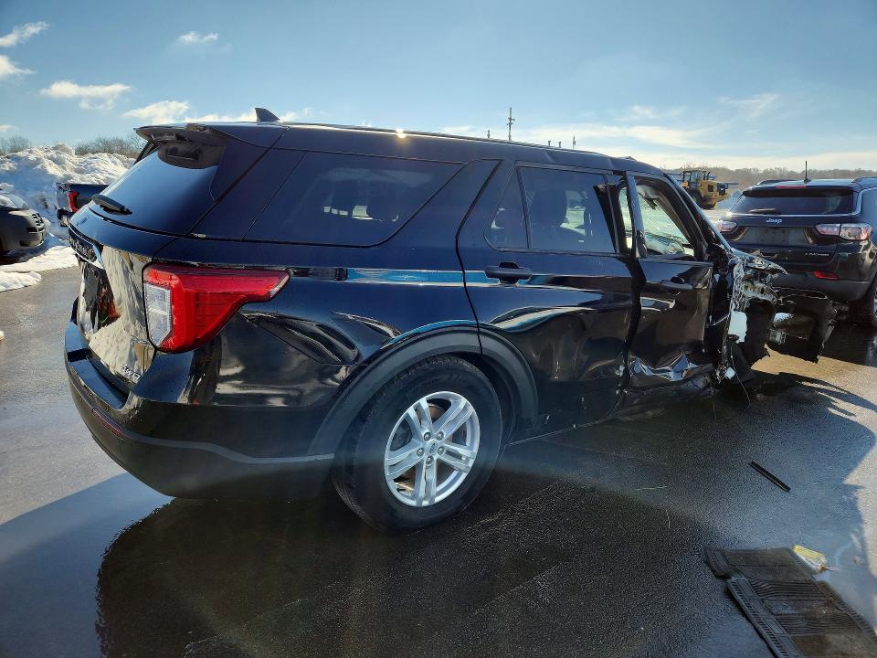 Продажа на аукционе авто 2022 Ford Explorer, vin: 1FMSK8BH3NGA02792, номер лота: 79568435
