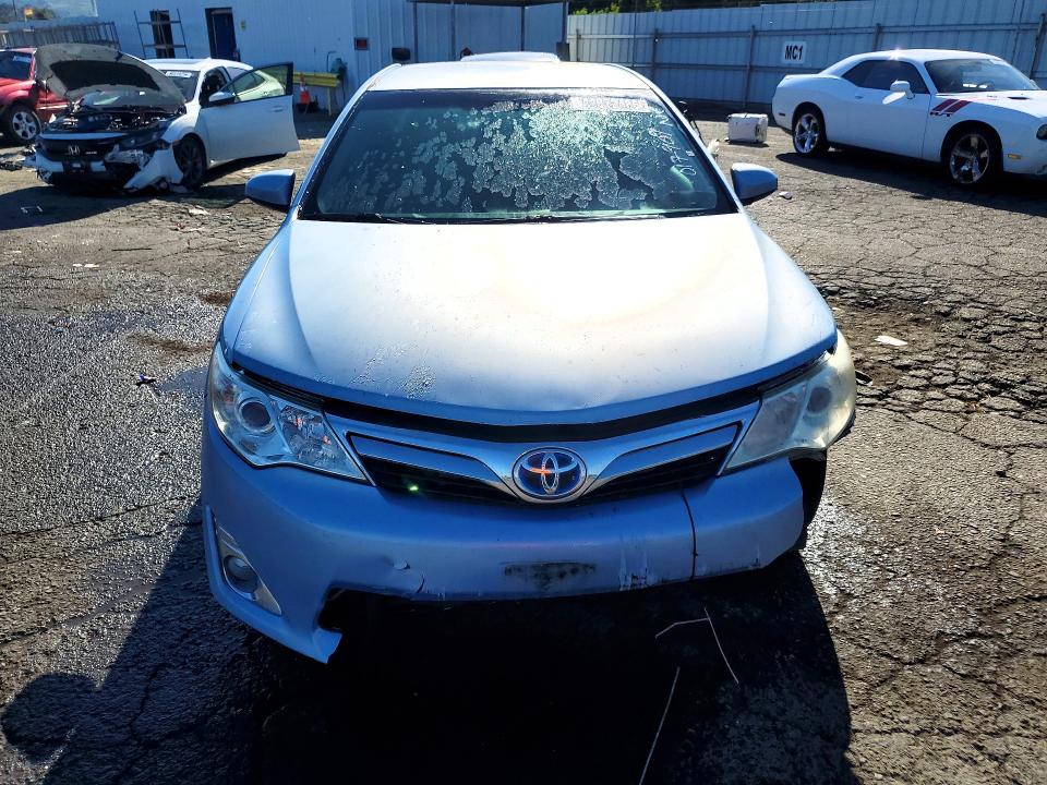 41672486 :رقم المزاد ، 4T1BD1FKXCU017909 vin ، 2012 Toyota Camry Hybrid مزاد بيع