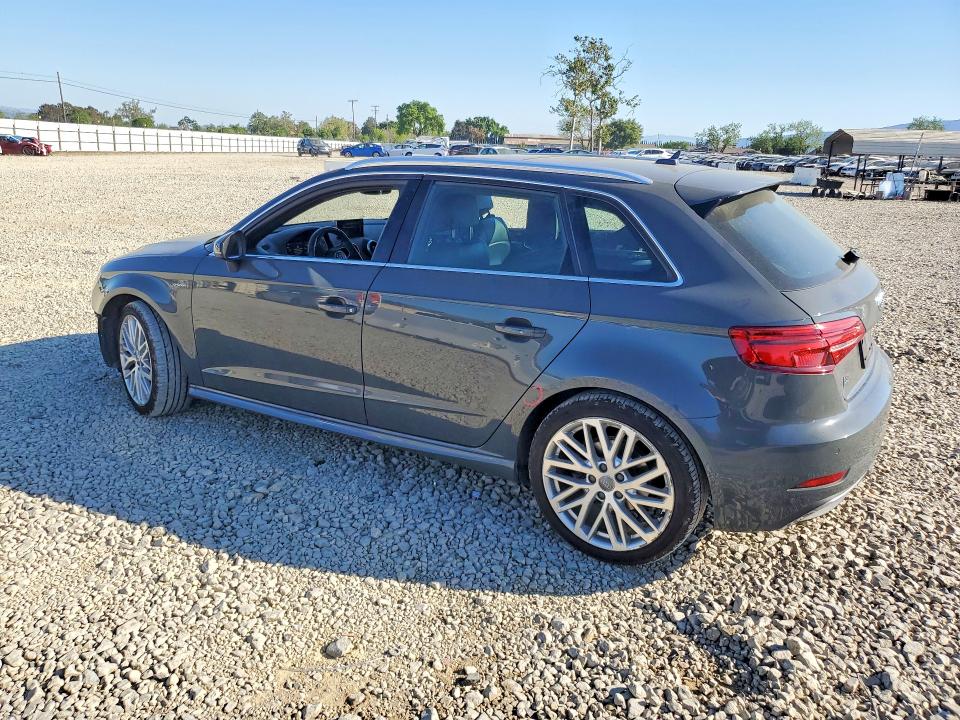 2018 Audi A3 მანქანა იყიდება აუქციონზე, vin: WAUTPBFF3JA071203, აუქციონის ნომერი: 46760026