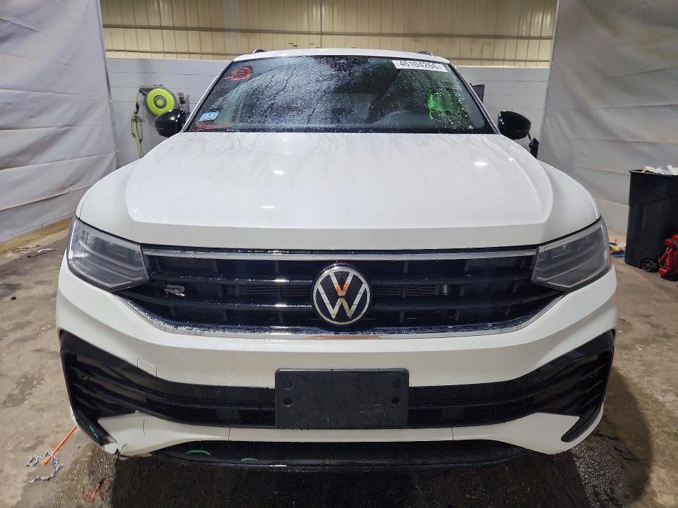 46104266 :رقم المزاد ، 3VV8B7AX9RM094330 vin ، 2024 Volkswagen Tiguan مزاد بيع