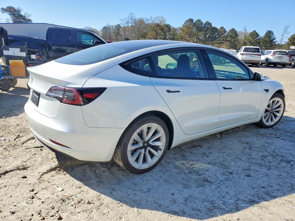 Продаж на аукціоні авто 2023 Tesla Model 3, vin: 5YJ3E1EA5PF472972, номер лоту: 45488746