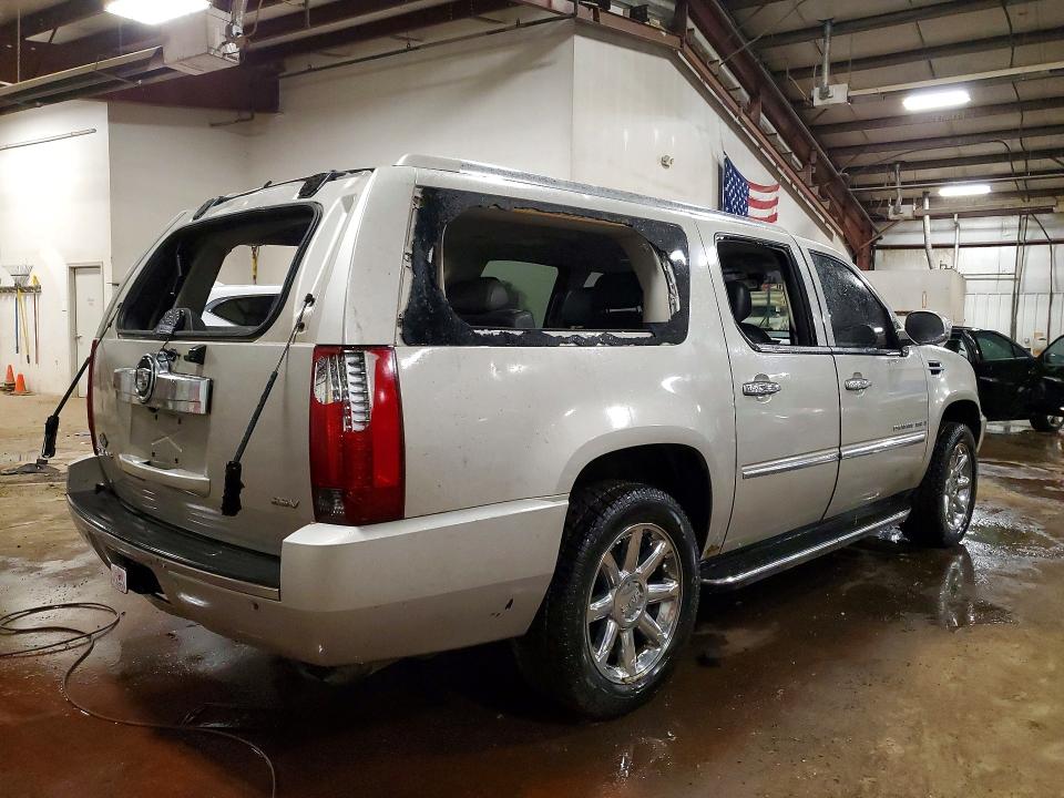 Продажа на аукционе авто 2007 Cadillac Escalade, vin: 1GYFK66807R268826, номер лота: 45982086
