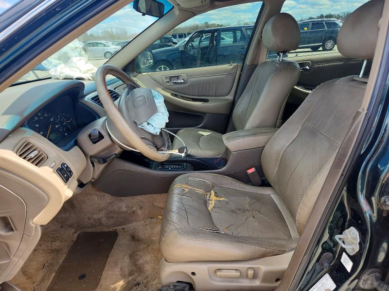 46483536 :رقم المزاد ، 1HGCG1658YA072752 vin ، 2000 Hond Accord مزاد بيع
