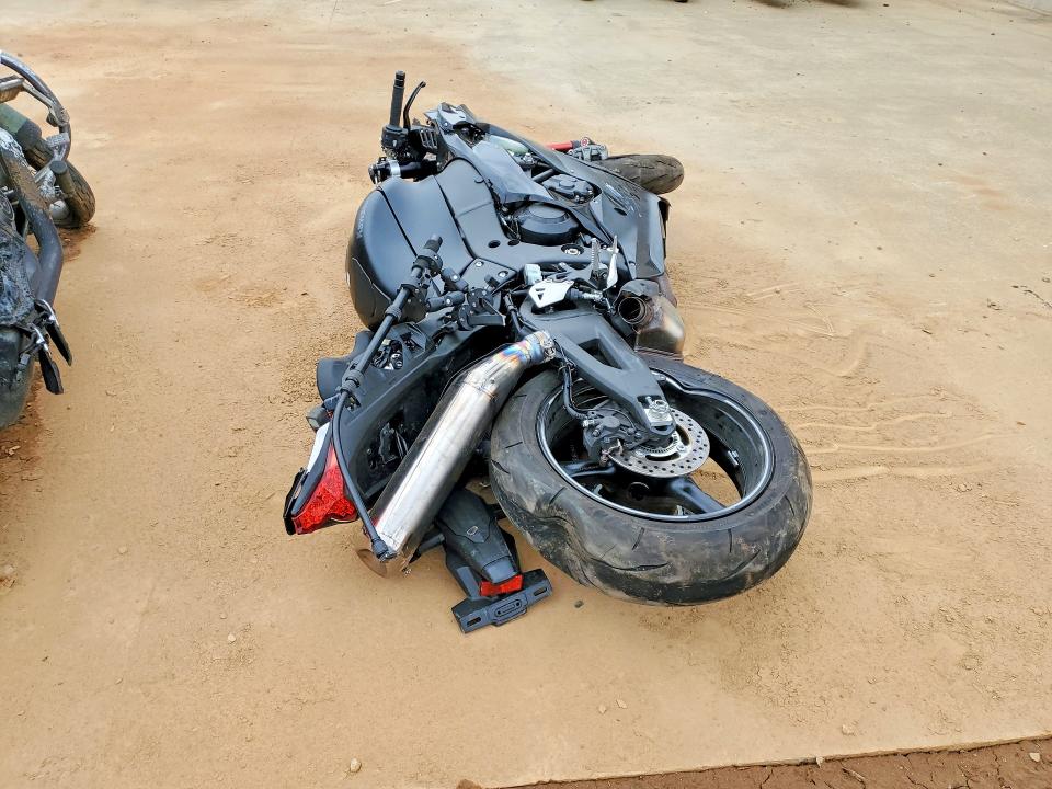 Продаж на аукціоні авто 2025 Kawasaki Zx1002, vin: JKBZXVL17SA017403, номер лоту: 74688665