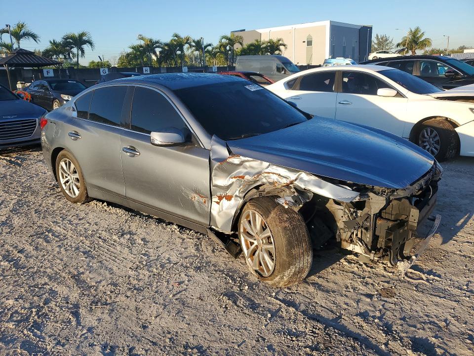 47212576 :رقم المزاد ، JN1BV7AR4FM403080 vin ، 2015 Infiniti Q50 مزاد بيع