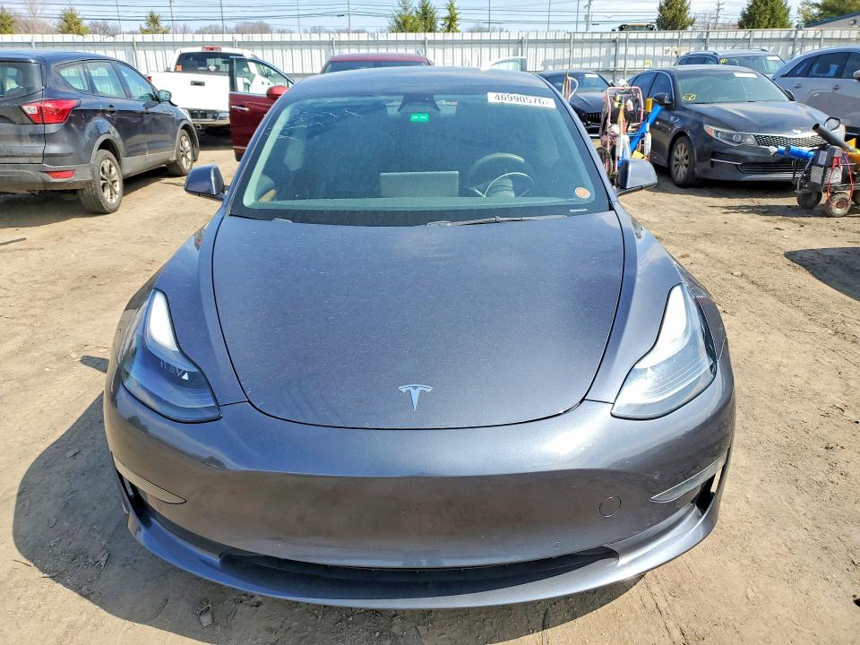 46990576 :رقم المزاد ، 5YJ3E1EA6NF288668 vin ، 2022 Tesla Model 3 مزاد بيع