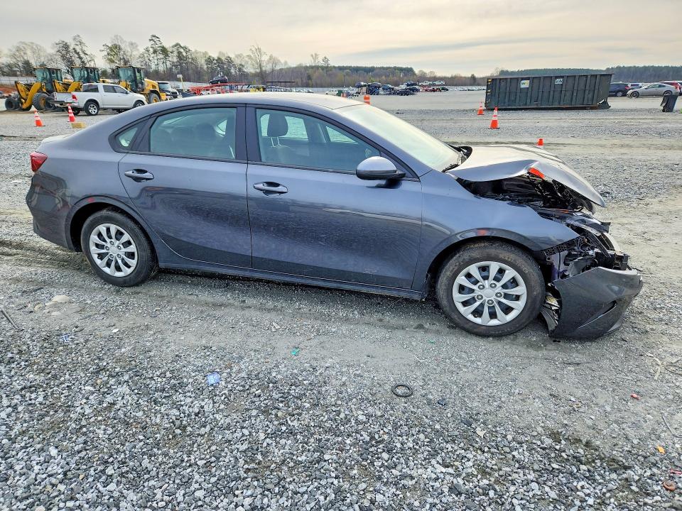 2024 Kia Forte მანქანა იყიდება აუქციონზე, vin: 3KPF24AD7RE753252, აუქციონის ნომერი: 46069056