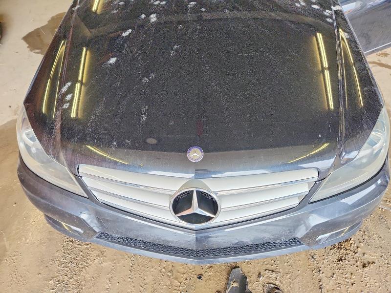 46651486 :رقم المزاد ، WDDGF8BBXCR199445 vin ، 2012 Mercedes-benz C مزاد بيع