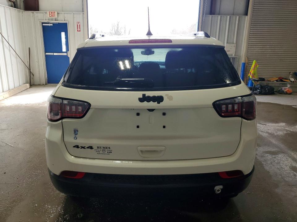 47705136 :رقم المزاد ، 3C4NJDAB3KT847028 vin ، 2019 Jeep Compass مزاد بيع