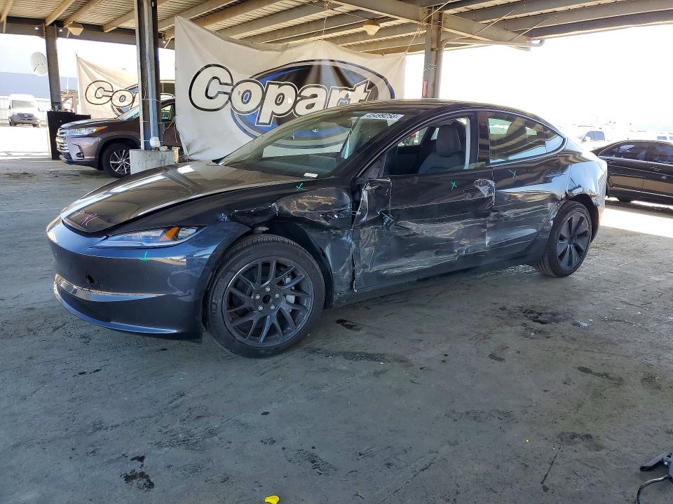 45499256 :رقم المزاد ، 5YJ3E1EA4SF932759 vin ، 2025 Tesla Model 3 مزاد بيع