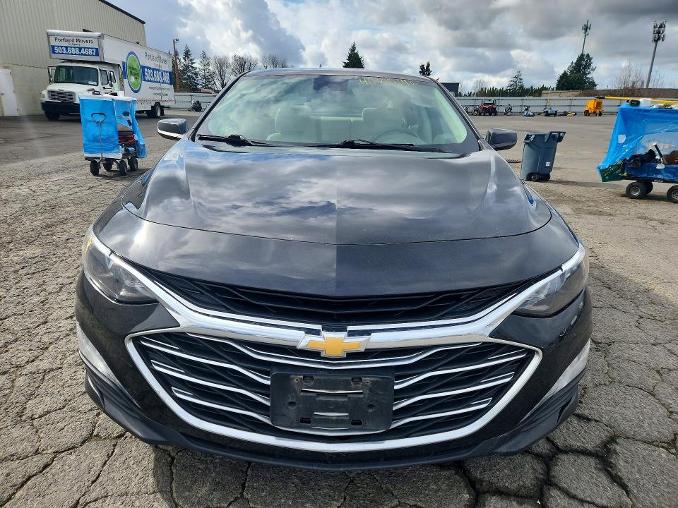 41845146 :رقم المزاد ، 1G1ZD5ST5MF017467 vin ، 2021 Chevrolet Malibu مزاد بيع