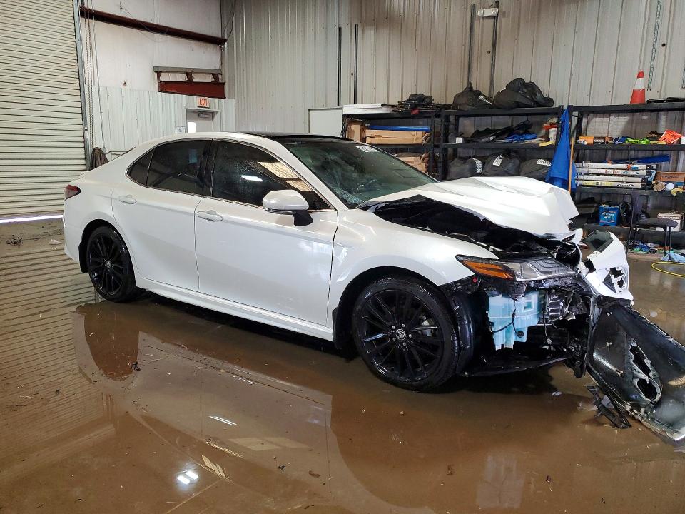 Продажа на аукционе авто 2023 Toyota Camry, vin: 4T1K61AK0PU721219, номер лота: 79560925