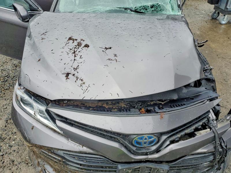 2020 Toyota Camry Hybrid მანქანა იყიდება აუქციონზე, vin: 4T1E31AK6LU537953, აუქციონის ნომერი: 47302026