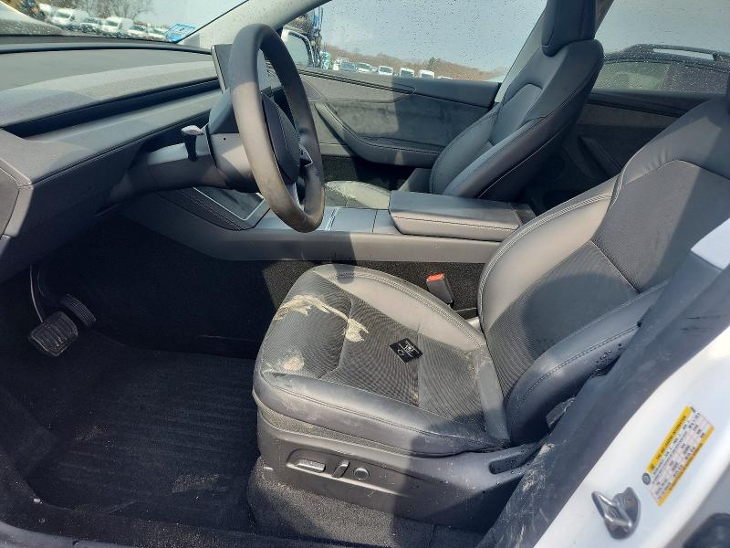47943676 :رقم المزاد ، 7SAYGDEE8TA456845 vin ، 2026 Tesla Model Y مزاد بيع