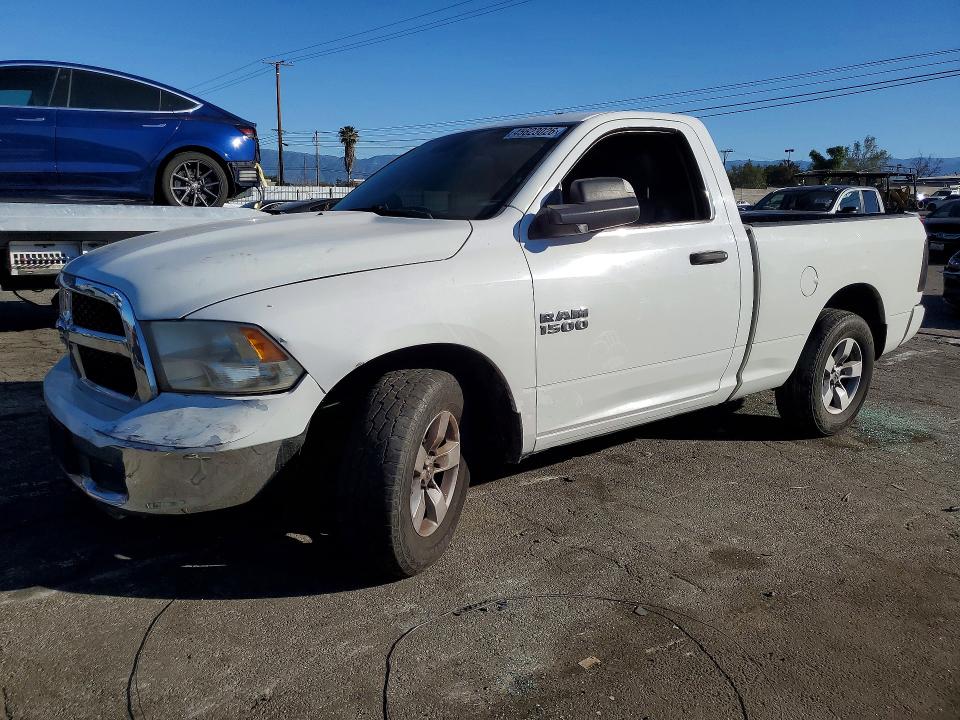 45623026 :رقم المزاد ، 3C6JR6AGXGG331383 vin ، 2016 Ram Trucks 1500 مزاد بيع