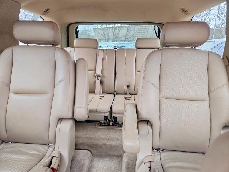 75909815 :رقم المزاد ، 1GYUKCEF4AR135077 vin ، 2010 Cadillac Escalade مزاد بيع
