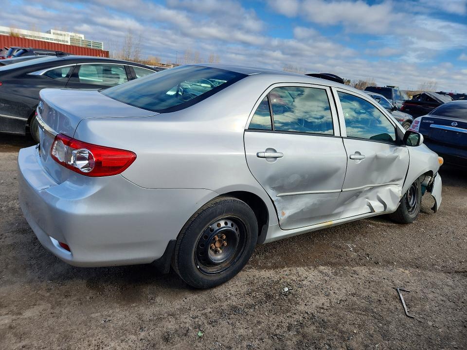 76285715 :رقم المزاد ، 2T1BU4EE5BC670340 vin ، 2011 Toyota Corolla مزاد بيع